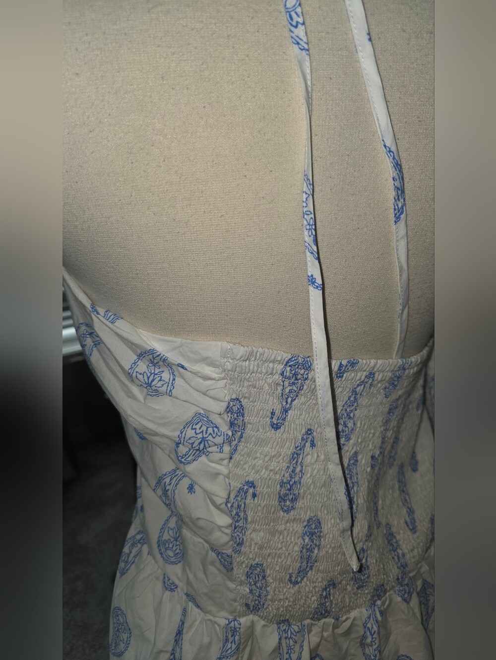 Universal Thread White Maxi Halter Dress with Blue Paisley Plus Size 4X - Picture 9 of 16